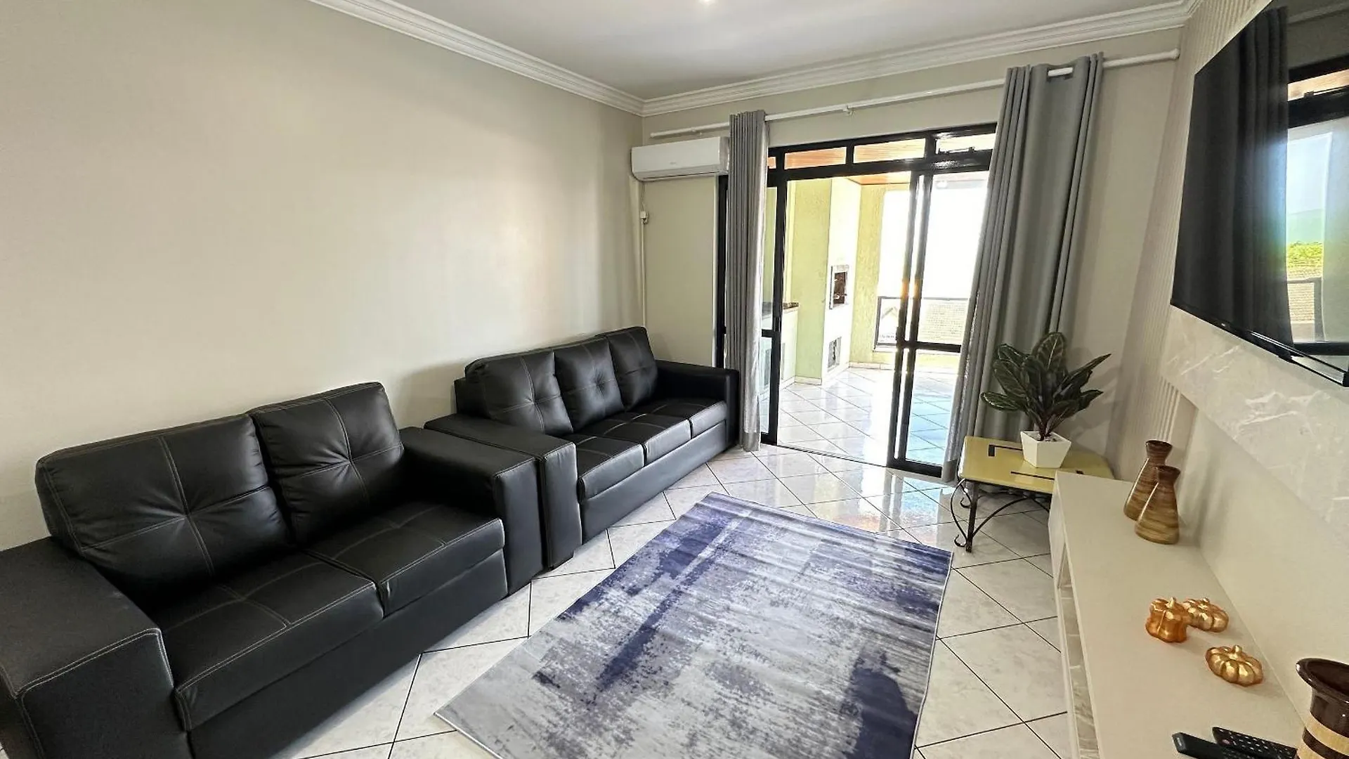 Residencial Paradise - Praia De Bombas - Bombinhas Apartment